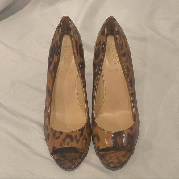 J.Crew Patent Leather Peep Toe Heels Leopard Print Size 9.5 Made In Italy - Picture 2 of 10